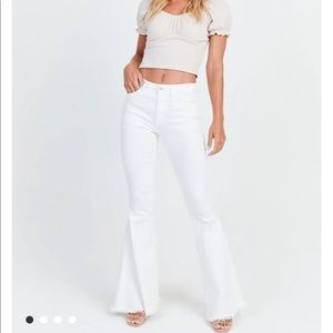 ✨3 for $40✨ Just Black High Rise Straight Leg White Jeans